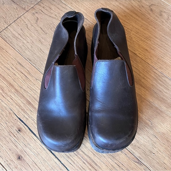 Sbicca Brown Leather Platform Mary Janes - Picture 2 of 5